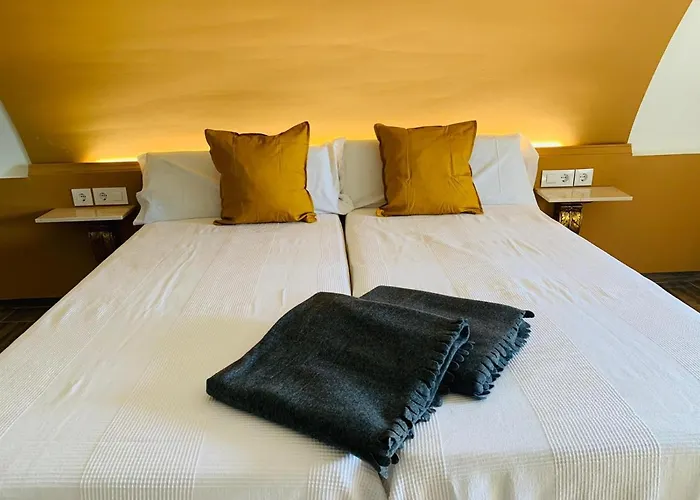 Casa Palacio El Trasquilon * Caces